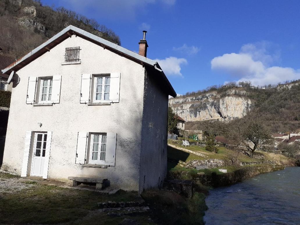 Gite Le bout du monde Baume-les-Messieurs Extérieur photo