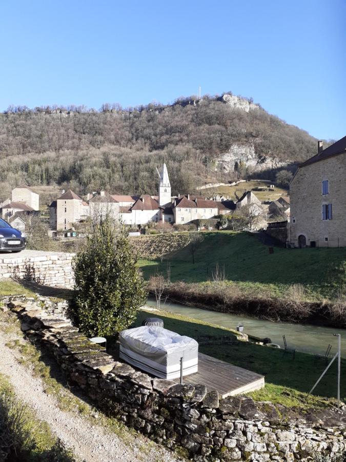 Gite Le bout du monde Baume-les-Messieurs Extérieur photo